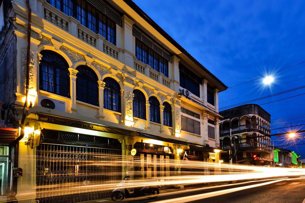 The Rommanee Classic Guesthouse Phuket Exterior photo
